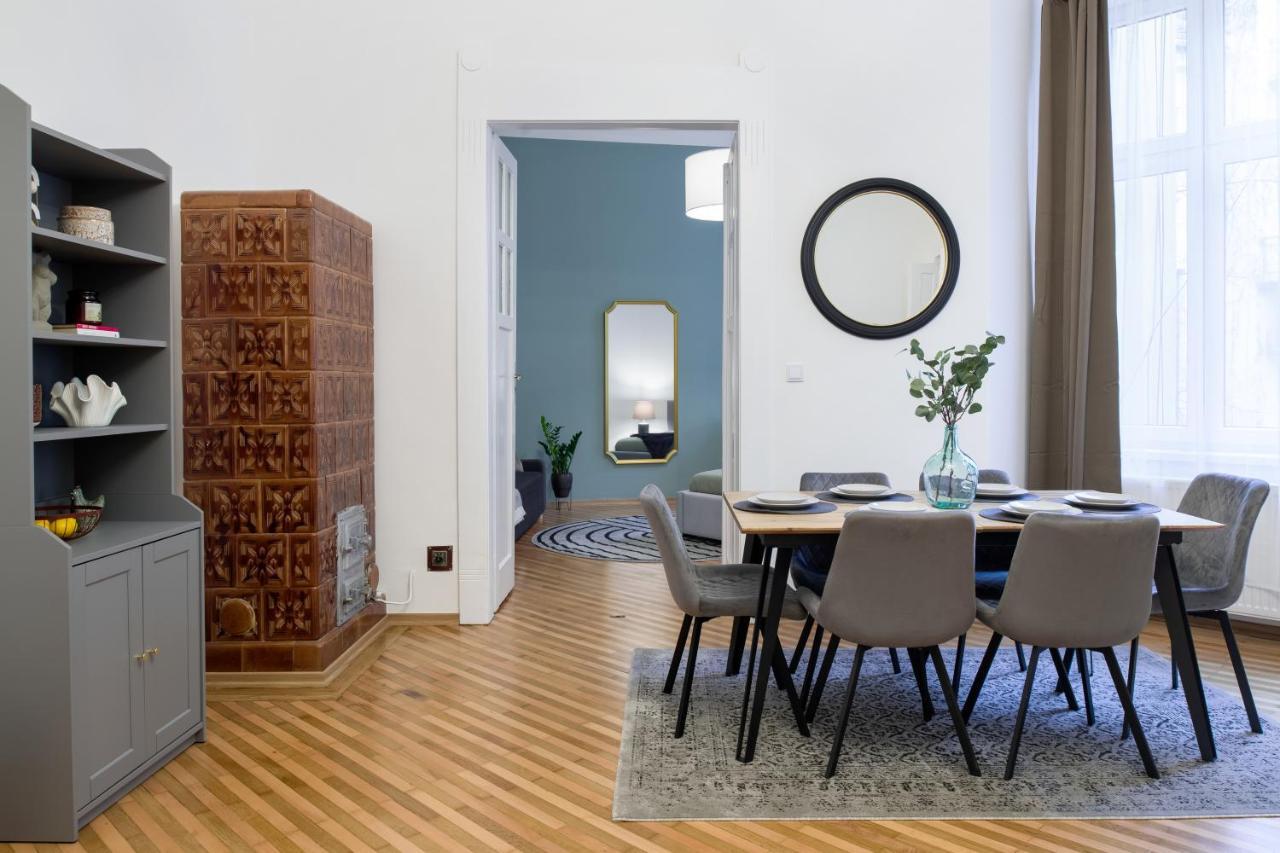 Wawelove Pilsudskiego - 3 Bedroom Apt. With Balcony And Free Parking! Krakow Exterior photo